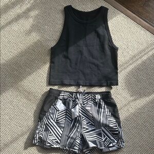 The North Face Black and White Girls' Active Shorts